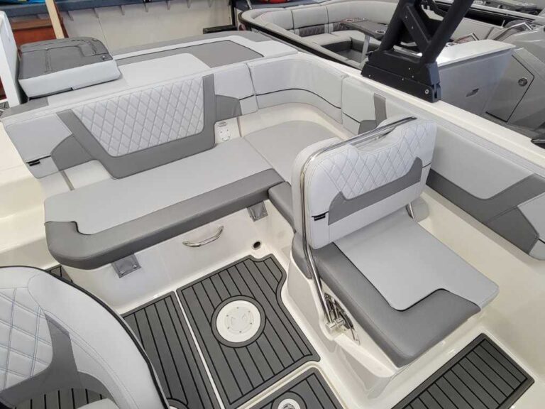 2025 Bayliner VR5 - Proarc Tower Pkg US-BLBX1465H425 [photo 29]